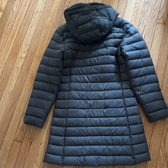 Patagonia silent down parka jacket in forge grey - Picture 5 of 6